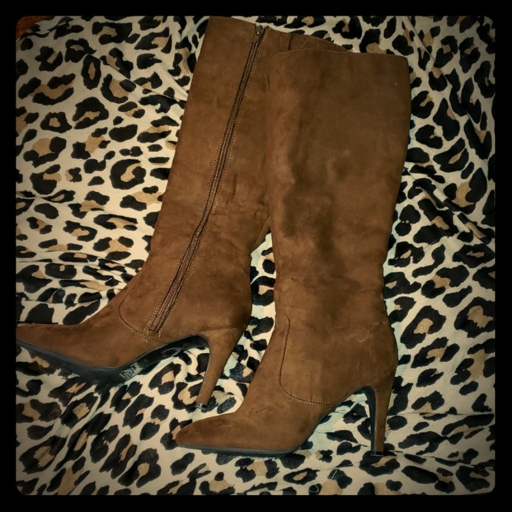 Forever21 knee high heel boots